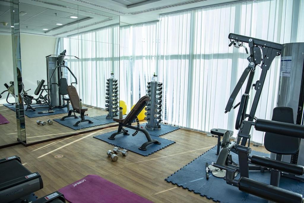 Studio In The Heart Of Sports City -Great View & Amenities! Дубай Экстерьер фото